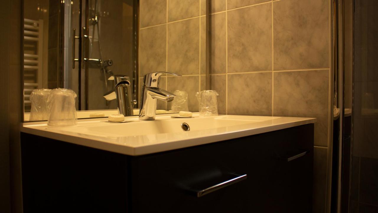 Hotel Marinet Chatillon-en-Michaille エクステリア 写真