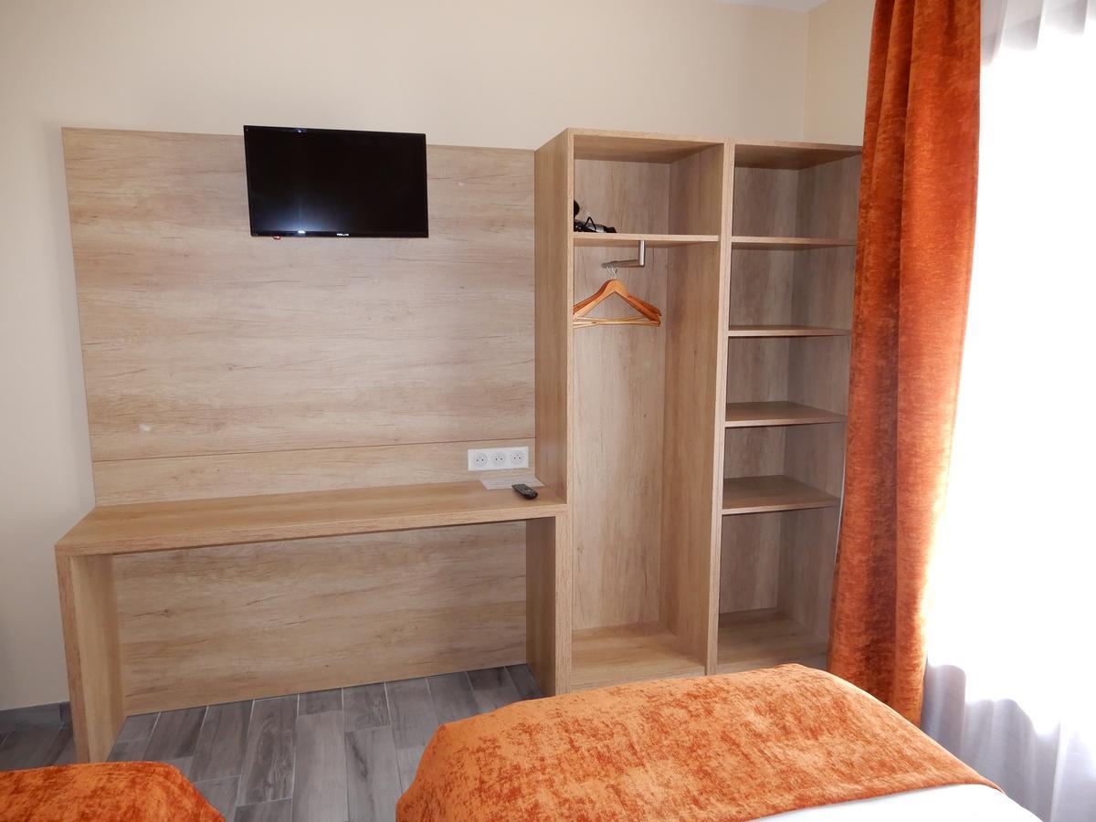 Hotel Marinet Chatillon-en-Michaille エクステリア 写真
